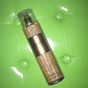 NEW Paris Hilton Gold Rush body spray!!